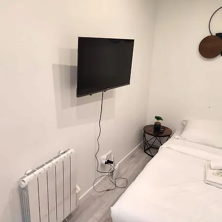 Studio Moderne Hopital Bichat - 18 - 2p Apartment Paris
